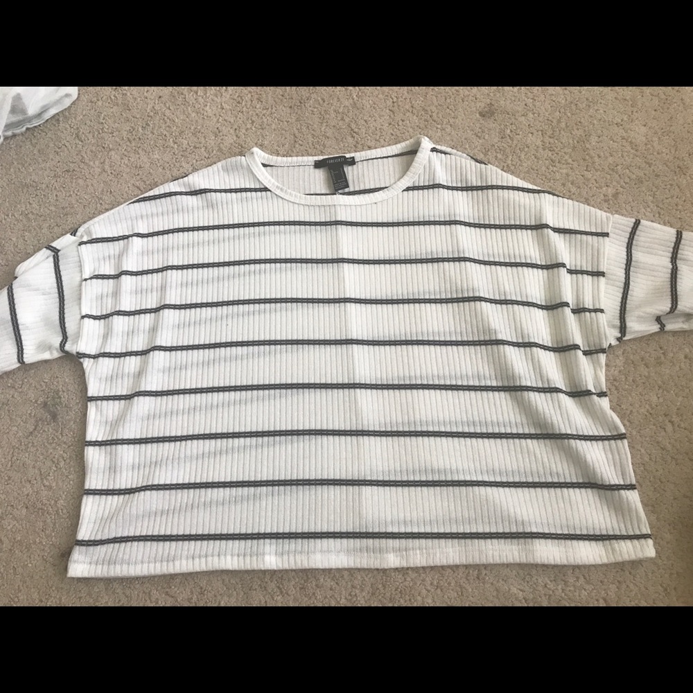 Black and white stripe crop top